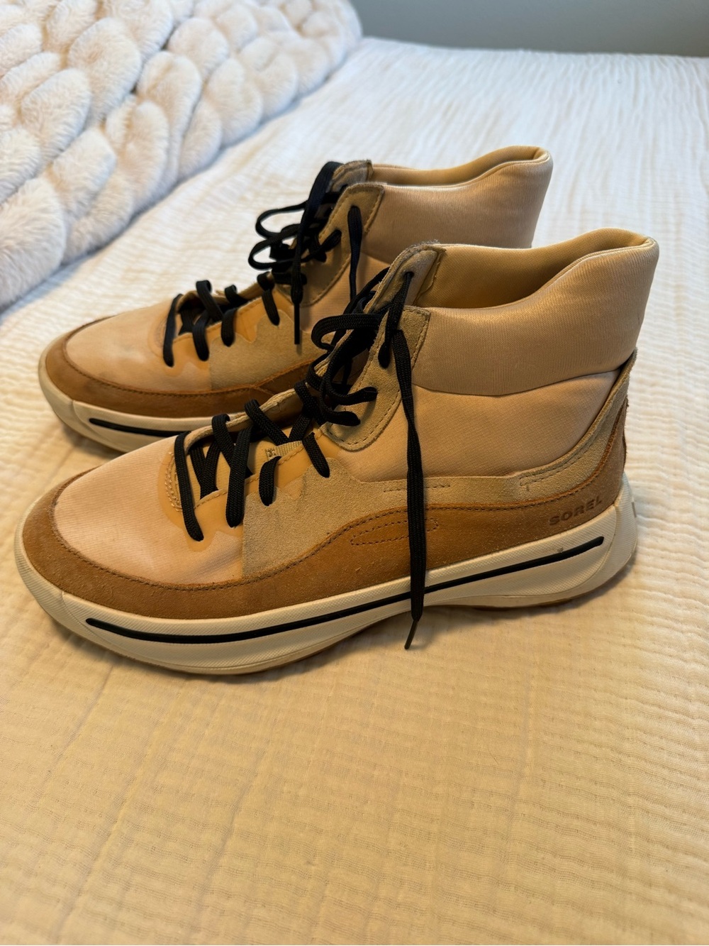 Sorel Cream High-Top Sneakers with Black Laces